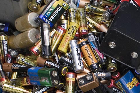 夏河扎油乡UPS蓄电池回收-废旧蓄电池回收企业-收废旧钛酸锂电池